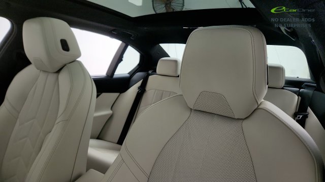 Used 2026 BMW i5 eDrive40 AWD/4WD image 47