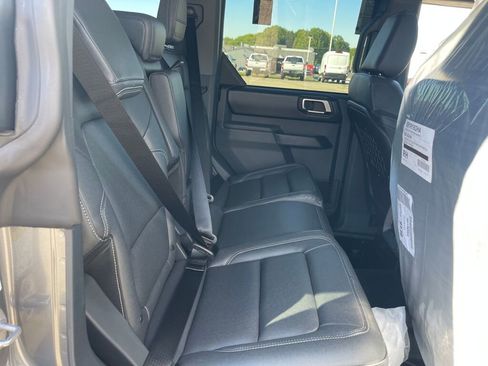 New 2025 Ford Bronco Badlands AWD/4WD image 14