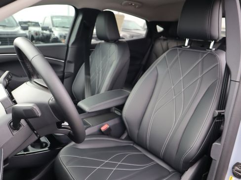 New 2024 Ford Mustang Mach-E Select w/ Comfort Package Lite image 33