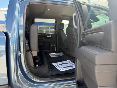Used 2025 Chevrolet Silverado 2500 LT AWD/4WD image 20