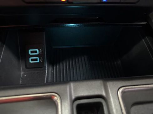 Used 2018 Ford F150 Raptor w/ Equipment Group 802A Luxury image 20