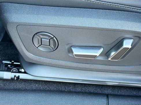 New 2026 Audi Q3 quattro 2.0T AWD/4WD image 24