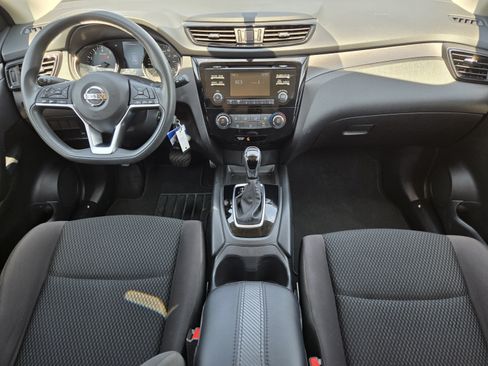 Used 2018 Nissan Rogue Sport S w/ S Appearance Package FWD image 25