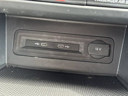 Used 2023 Volkswagen Atlas SE FWD image 33