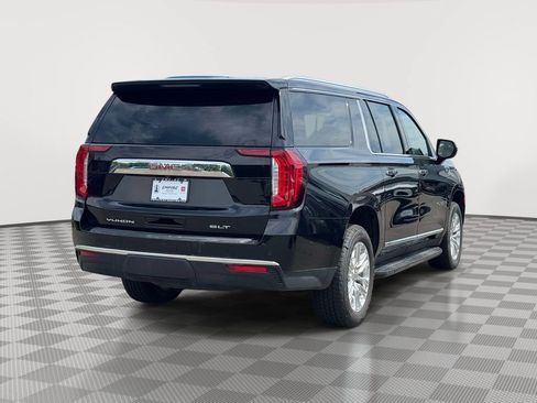 Used 2024 GMC Yukon XL SLT AWD/4WD image 4