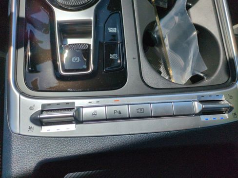 New 2026 Kia Carnival SX Prestige FWD image 30