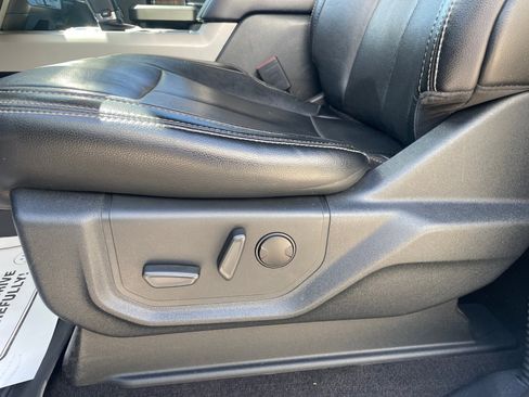 Used 2020 Ford F150 Lariat AWD/4WD image 14