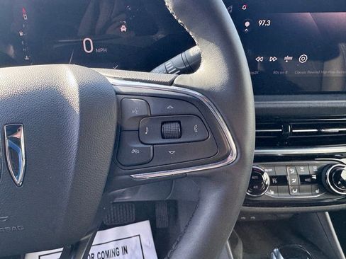 Used 2024 Buick Envista Sport Touring w/ Convenience I Package image 18