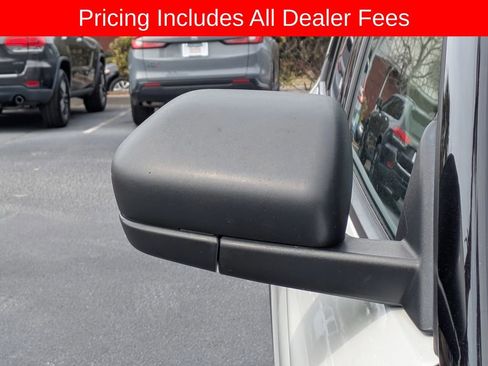 Used 2021 Ford Explorer XLT w/ Equipment Group 202A RWD image 12