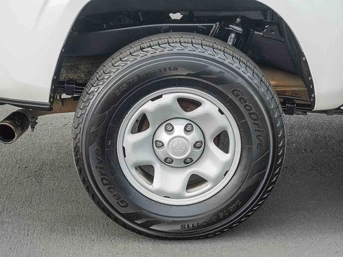Certified 2023 Toyota Tacoma SR AWD/4WD image 13