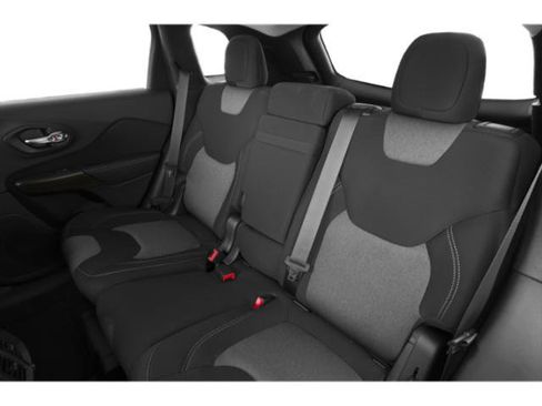 Used 2015 Jeep Cherokee Sport FWD image 17