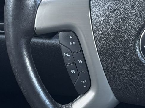 Used 2013 Chevrolet Tahoe LTZ RWD image 15