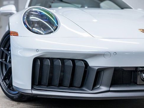 Used 2025 Porsche 911 Carrera 4 GTS image 16