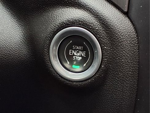 Certified 2022 GMC Sierra 1500 Denali w/ Denali Premium Package image 11