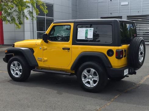 Used 2020 Jeep Wrangler Sport AWD/4WD image 6