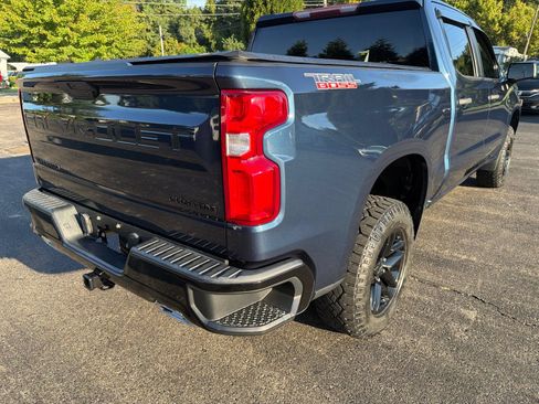 Used 2020 Chevrolet Silverado 1500 Custom Trail Boss w/ Custom Convenience Package AWD/4WD image 6