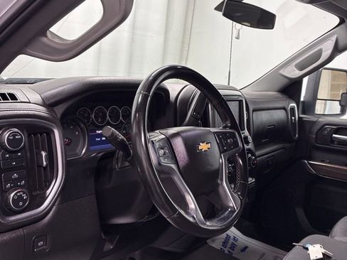 Used 2023 Chevrolet Silverado 3500 LT image 10