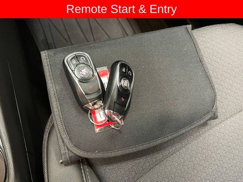 Used 2023 Buick Encore GX Preferred w/ Cold Weather Comfort Package AWD/4WD image 6