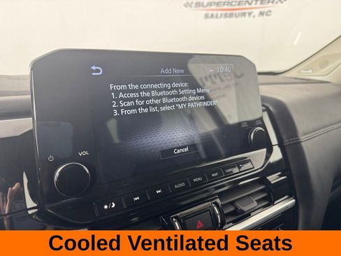 Used 2025 Nissan Pathfinder Platinum FWD image 16