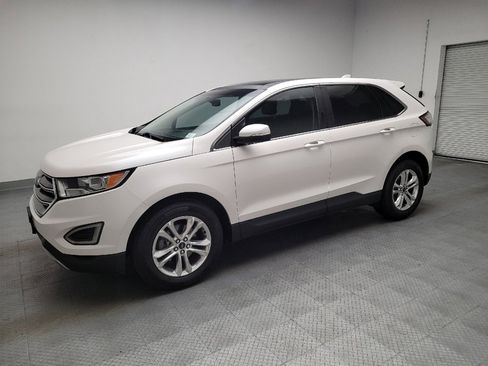 Used 2017 Ford Edge SEL w/ Equipment Group 201A FWD image 2