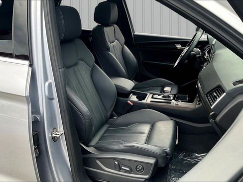 Used 2023 Audi Q5 2.0T Premium w/ Convenience Package AWD/4WD image 29