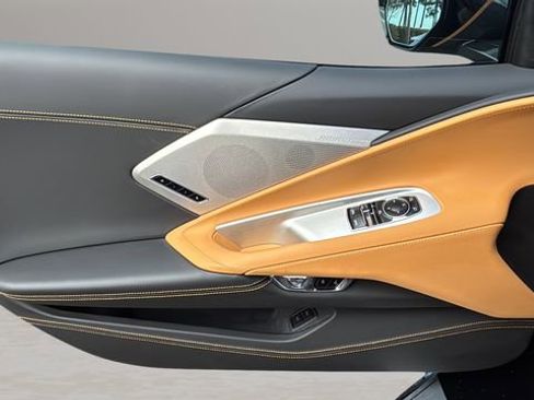 Used 2023 Chevrolet Corvette Stingray w/ Z51 Performance Package image 16