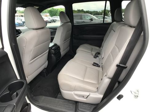 Certified 2024 Honda Passport EX-L image 27
