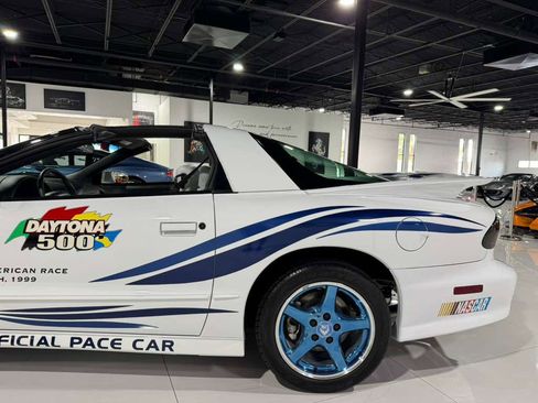 Used 1999 Pontiac Firebird Formula image 53