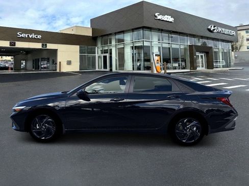 New 2026 Hyundai Elantra Sport FWD image 3