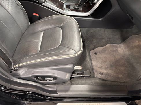 Used 2016 Volvo S80 T5 w/ Inscription Package image 19