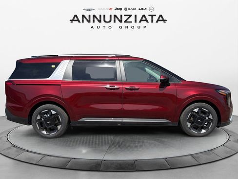 New 2025 Kia Carnival EX image 6