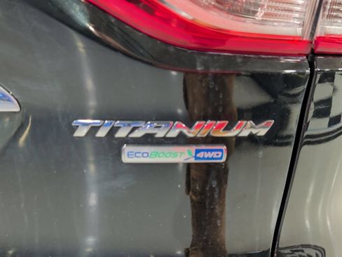 Used 2016 Ford Escape Titanium AWD/4WD image 9