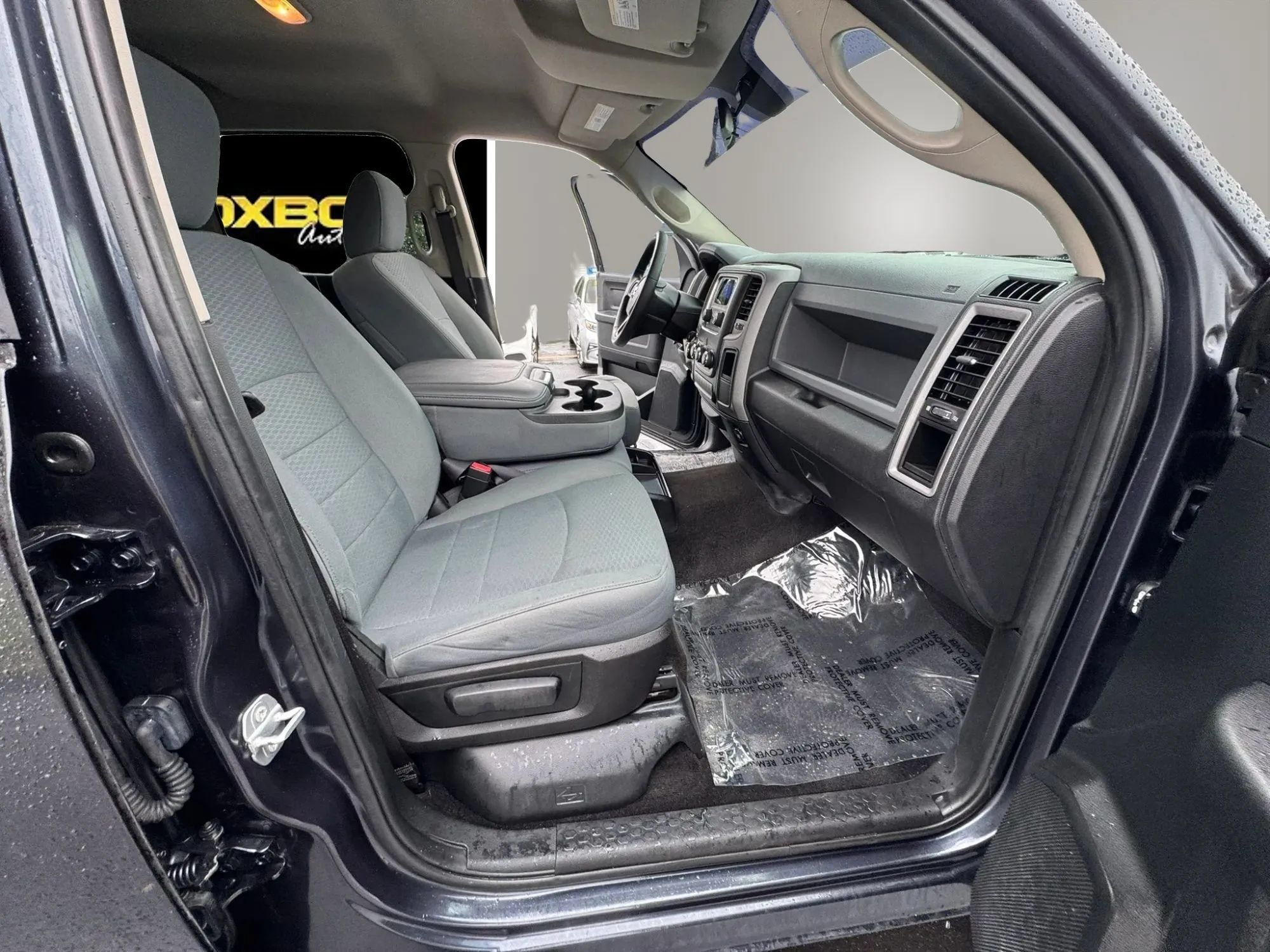 Used 2017 RAM 1500 Express AWD/4WD image 14