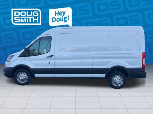 Used 2023 Ford Transit 350 148 Medium Roof AWD image 4