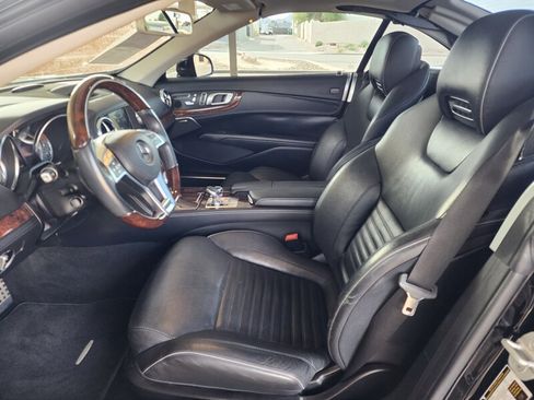 Used 2014 Mercedes-Benz SL 550 w/ Sport Wheel Package image 39