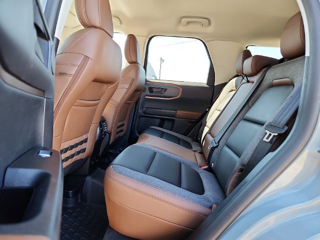 Certified 2024 Ford Bronco Sport Outer Banks w/ Tech Package AWD/4WD image 6