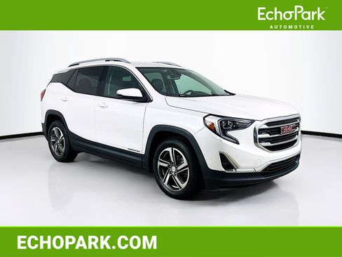 Used 2021 GMC Terrain SLT w/ LPO, Floor Liner Package FWD image 1