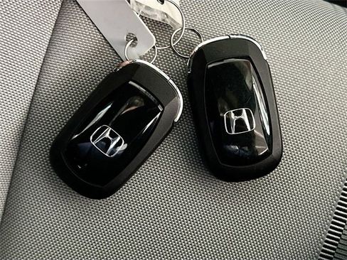 Certified 2025 Honda Civic Sport image 32