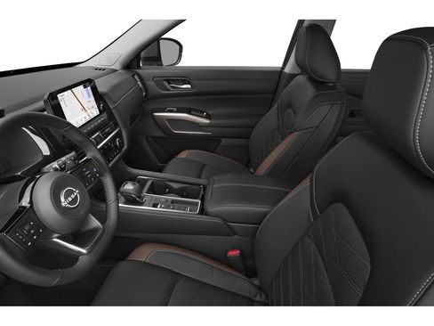 New 2025 Nissan Pathfinder Platinum image 6