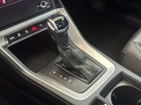 Used 2025 Audi Q3 2.0T Premium AWD/4WD image 23