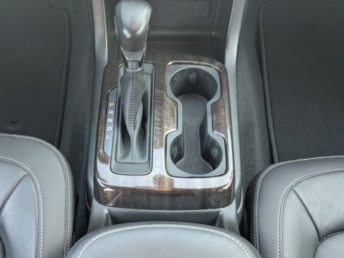 Used 2022 GMC Canyon Elevation w/ Elevation Premium Package image 19