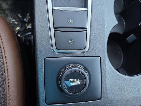 New 2025 Ford Bronco Sport Outer Banks w/ Outer Banks Tech Package+ image 17