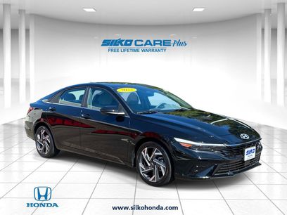 Used 2025 Hyundai Elantra SEL