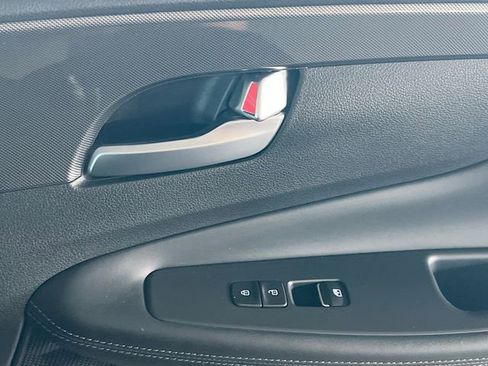 Used 2023 Hyundai Santa Fe Limited image 32