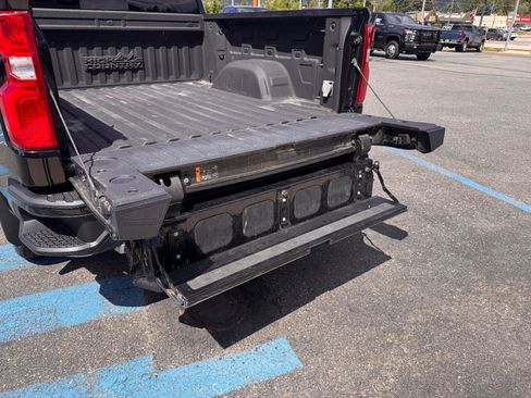 Used 2021 Chevrolet Silverado 1500 High Country w/ Technology Package AWD/4WD image 47