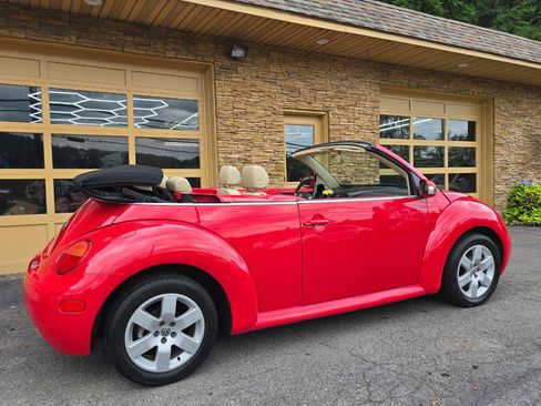 Used 2004 Volkswagen Beetle GLS FWD image 22