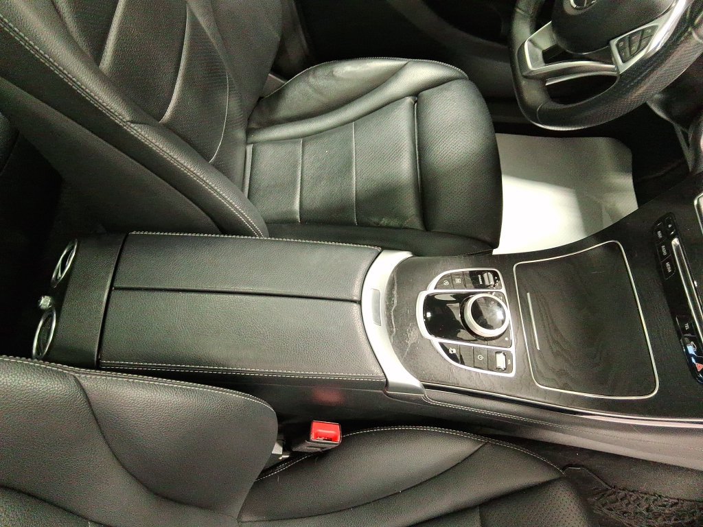 Used 2019 Mercedes-Benz GLC 300 image 45