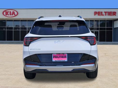 New 2026 Kia Sportage SX FWD image 4