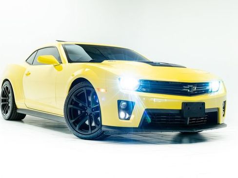 Used 2013 Chevrolet Camaro ZL1 image 5