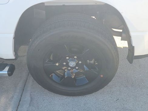 Used 2023 RAM 1500 Big Horn w/ Trailer Tow Group image 11